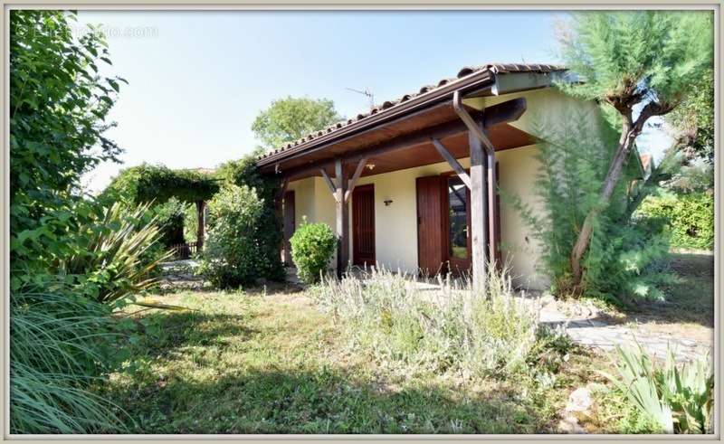 Maison à SAINT-LOUP-CAMMAS