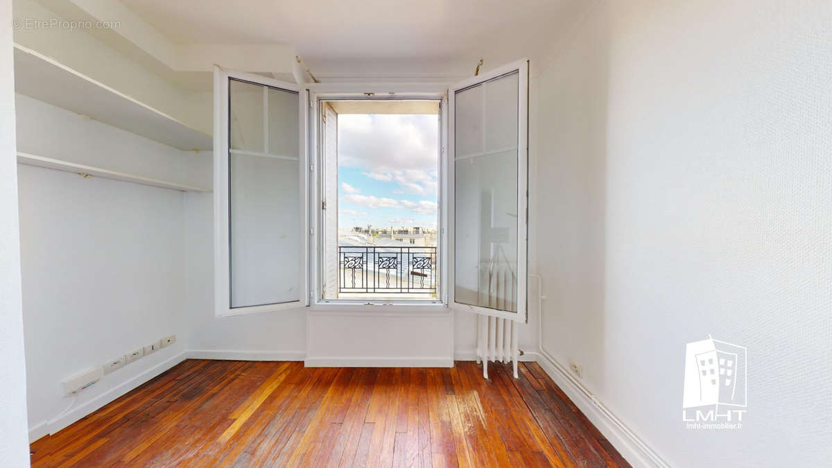 Appartement à ISSY-LES-MOULINEAUX