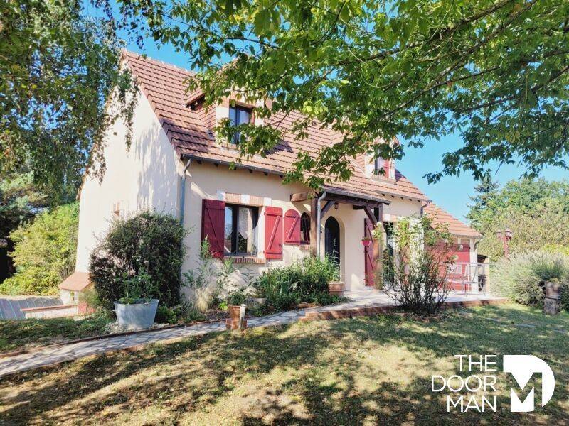 Maison à CHAILLES