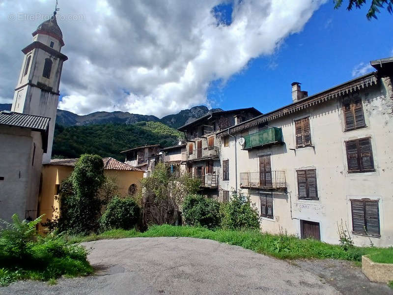 Appartement à ROQUEBILLIERE