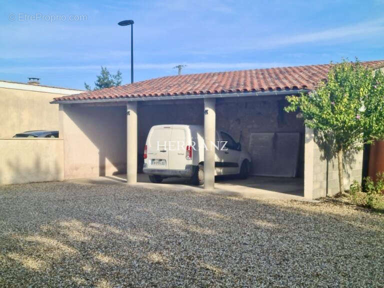 Maison à SAINT-MARTIN-DE-GURSON