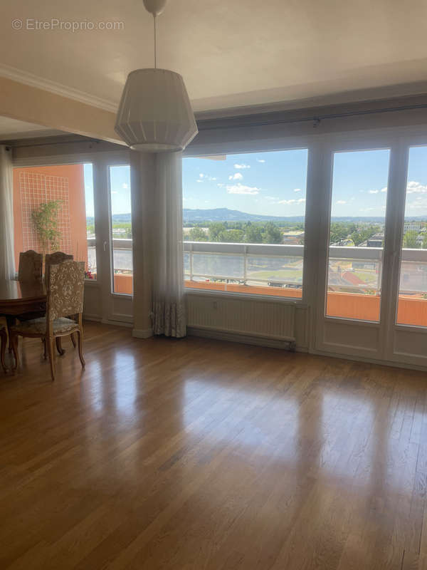 Appartement à VILLEFRANCHE-SUR-SAONE