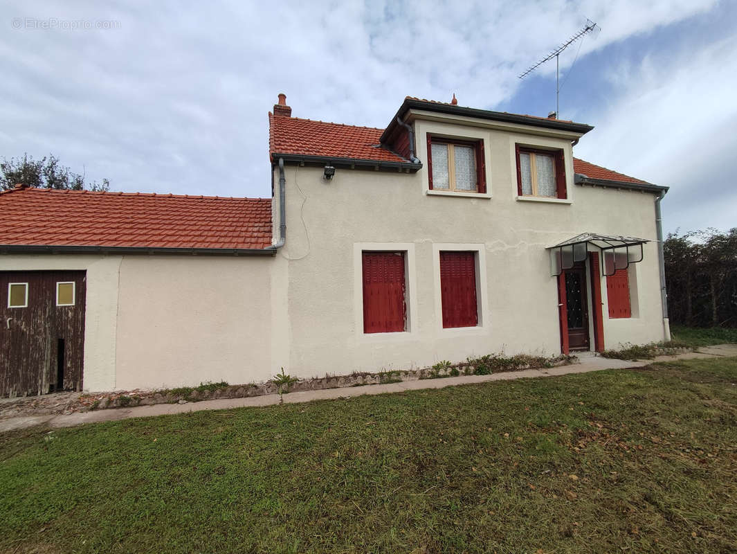 Maison à SAINT-OUEN-SUR-LOIRE