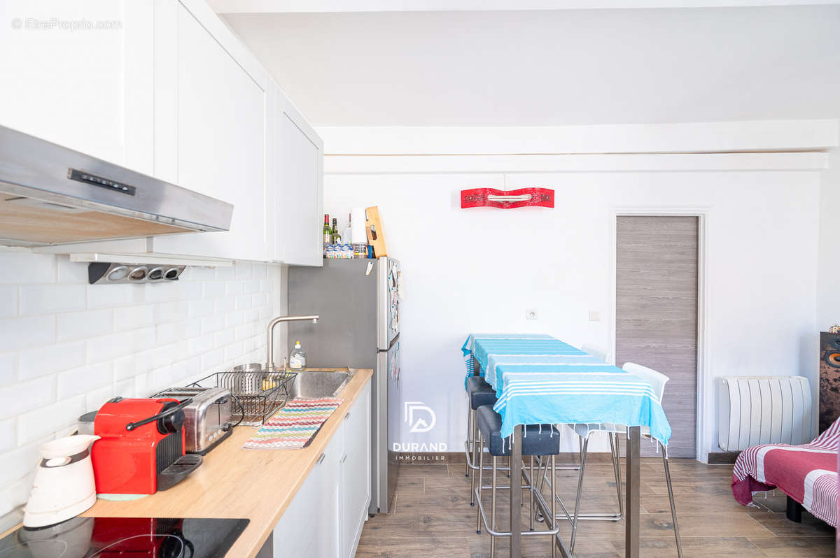 Appartement à MARSEILLE-2E