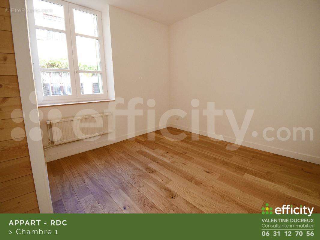 Appartement à CHAZELLES-SUR-LYON