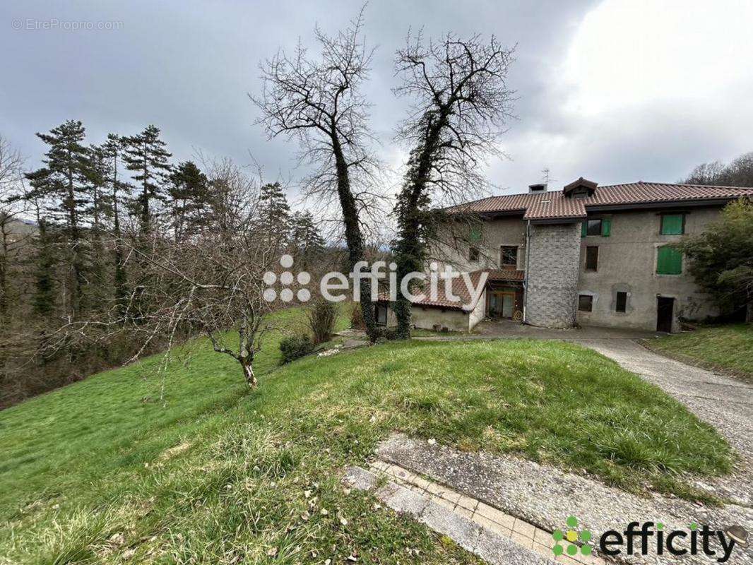 Maison à APPRIEU