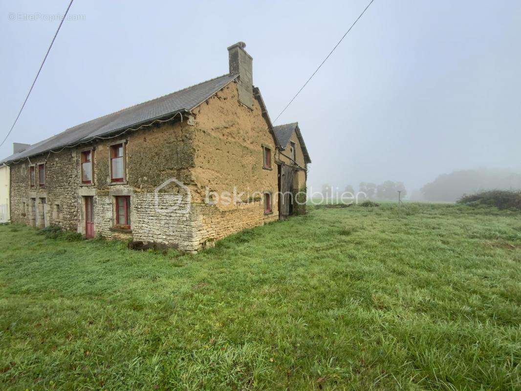 Maison à PLOUASNE