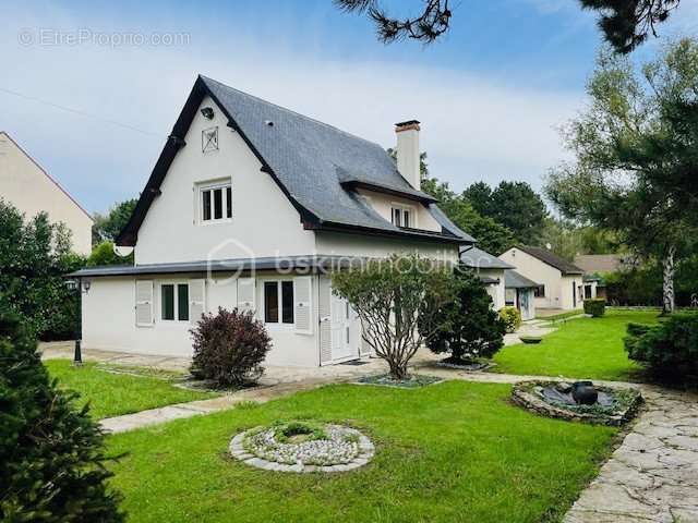 Maison à VILLIERS-SUR-MORIN