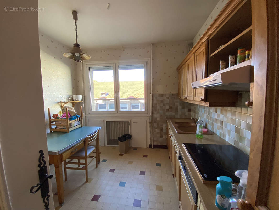 Appartement à SAINT-ETIENNE