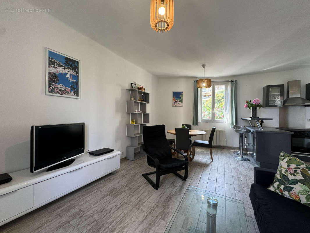 Appartement à ROQUEBRUNE-CAP-MARTIN