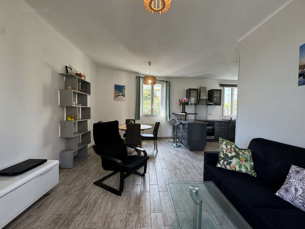 Appartement à ROQUEBRUNE-CAP-MARTIN