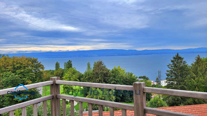 Appartement à EVIAN-LES-BAINS