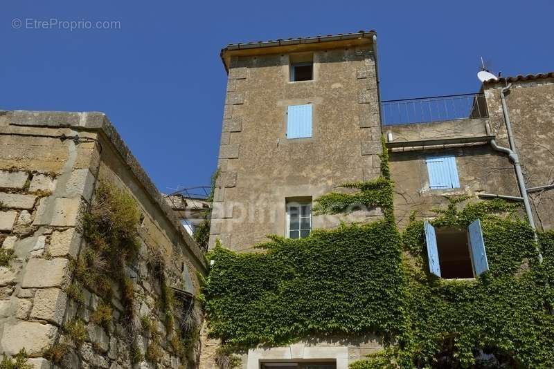 Maison à LACOSTE