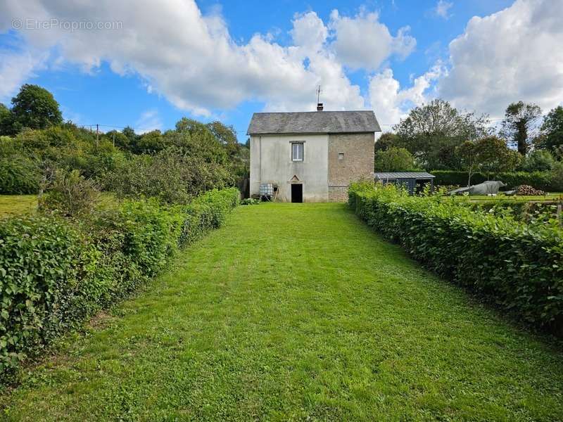 Maison à CHATEAU-CHINON(VILLE)