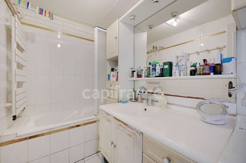 Appartement à PARIS-11E