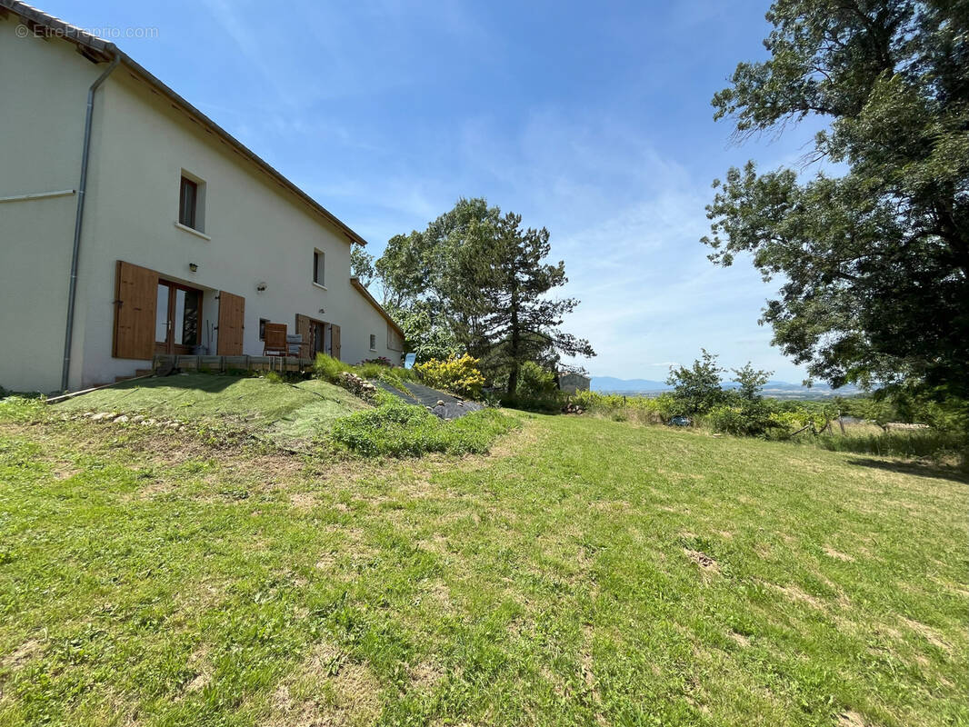 Maison à SAINT-SORLIN-EN-VALLOIRE