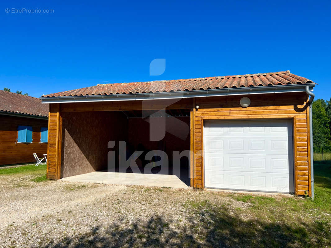 Maison à MAURENS