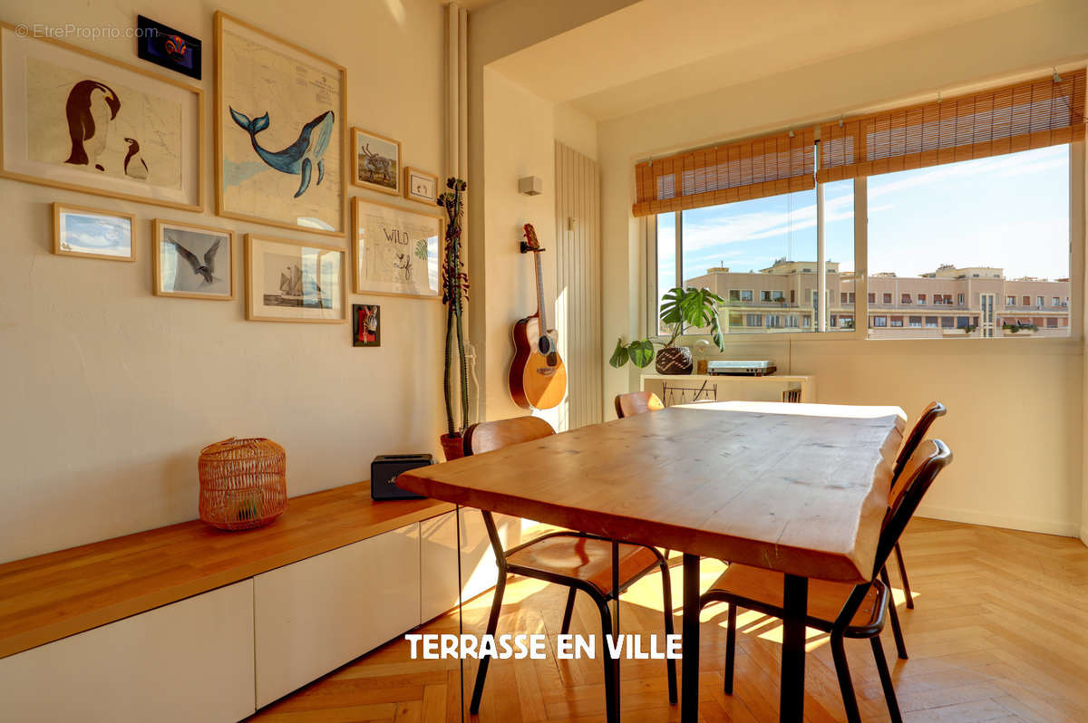 Appartement à MARSEILLE-2E