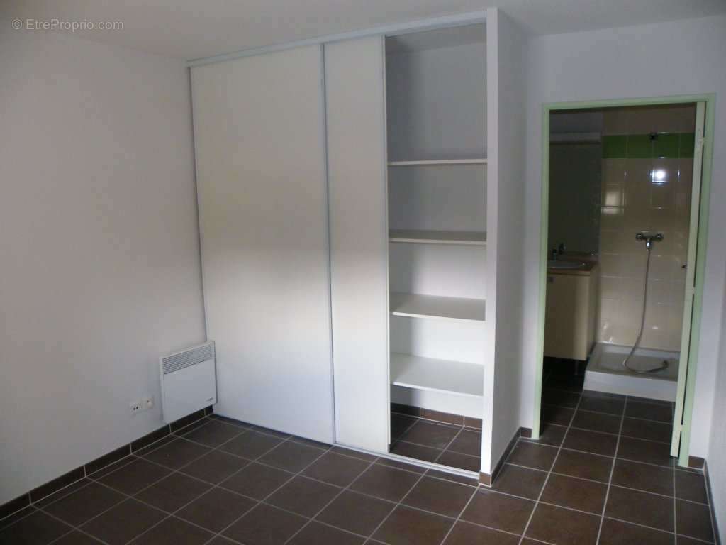 Appartement à VILLENEUVE-LES-BEZIERS