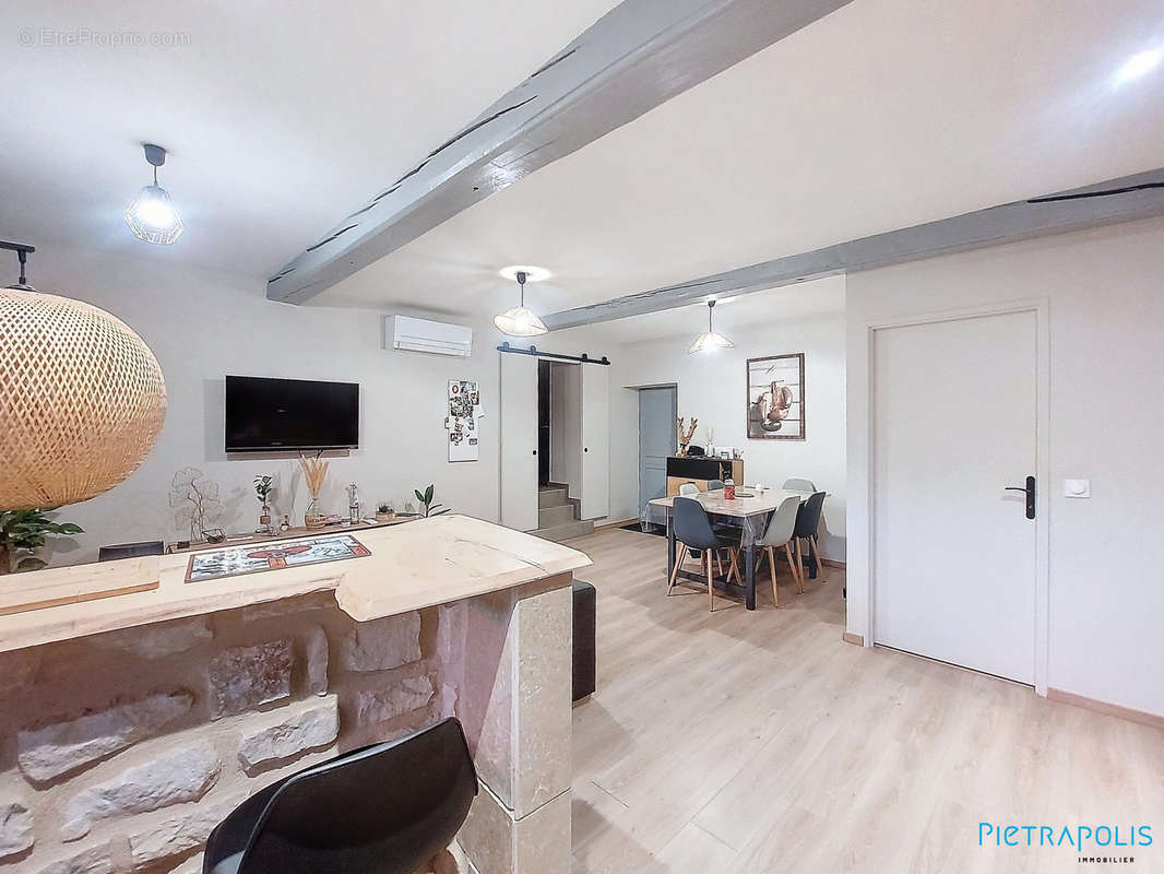 Appartement à MONTMERLE-SUR-SAONE