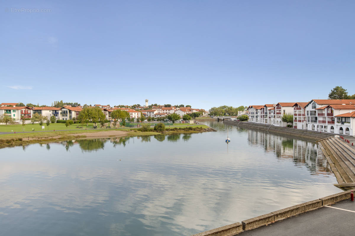 Appartement à CIBOURE