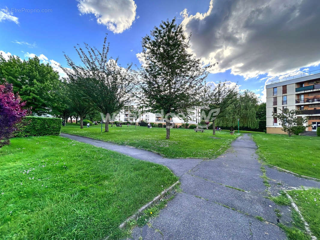 Appartement à CHELLES