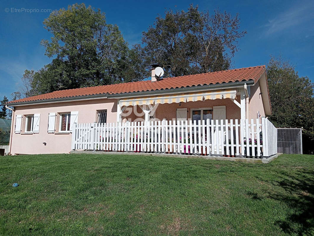 Maison à BOEN