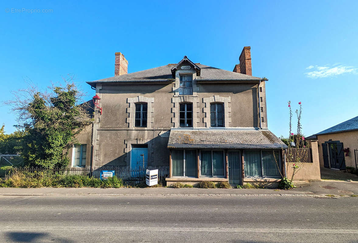 Maison à HIREL