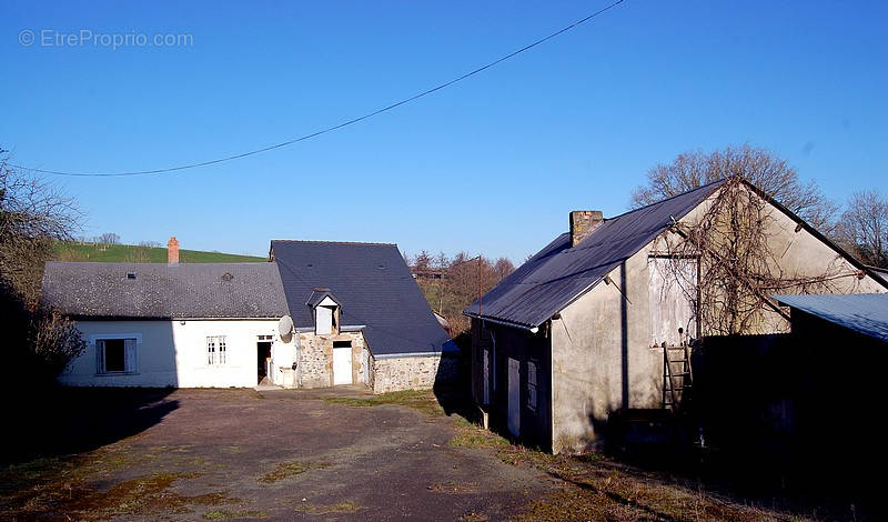 Maison à VILLAINES-LA-JUHEL