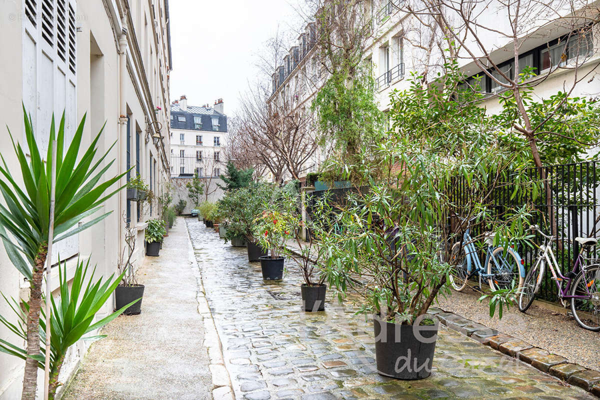 Appartement à PARIS-10E