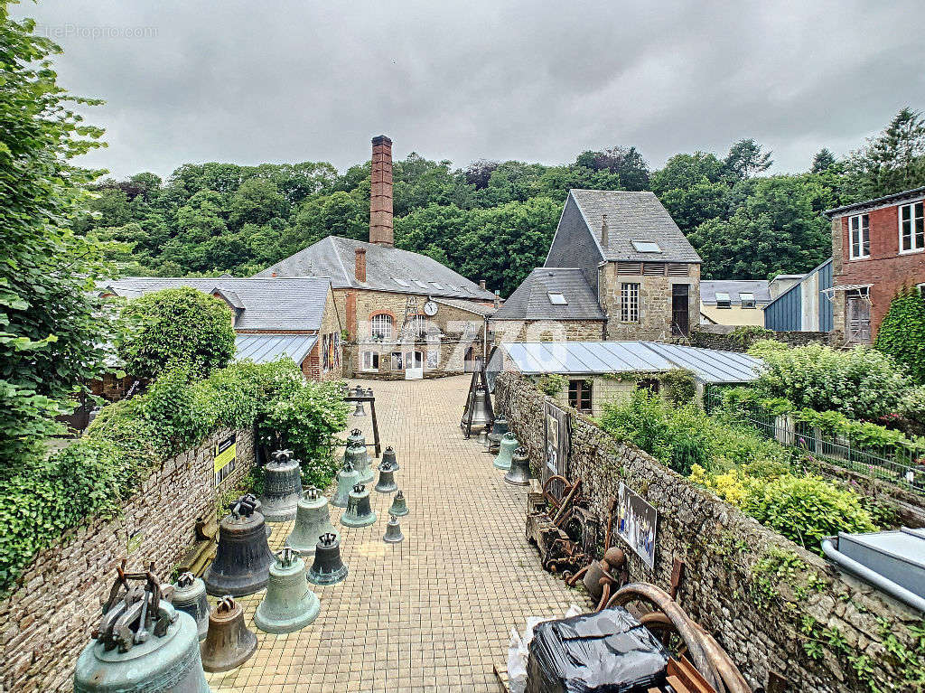 Appartement à VILLEDIEU-LES-POELES