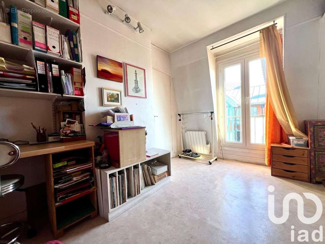 Photo 8 - Appartement à PARIS-10E