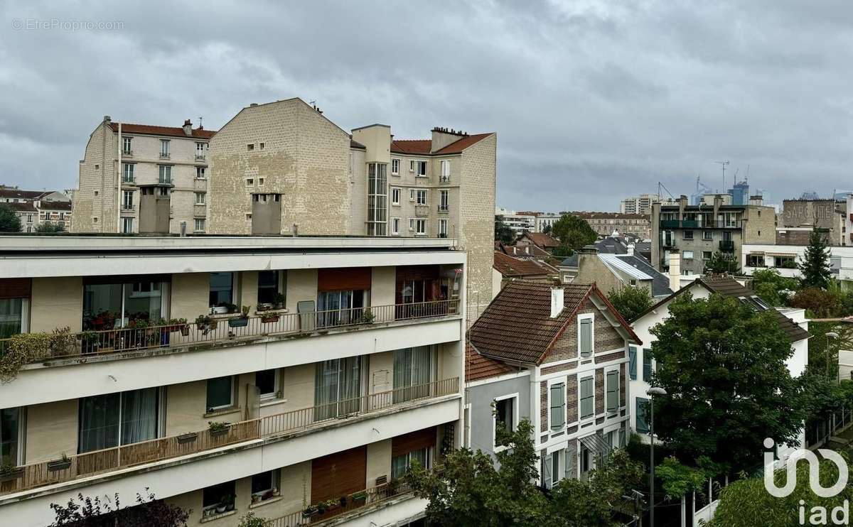 Photo 3 - Appartement à COURBEVOIE