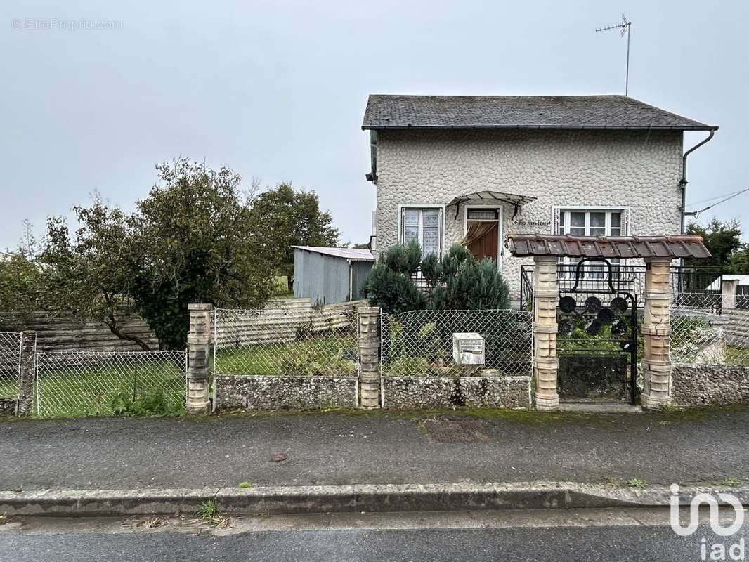 Photo 2 - Maison à SAINT-MARTIN-LE-MAULT