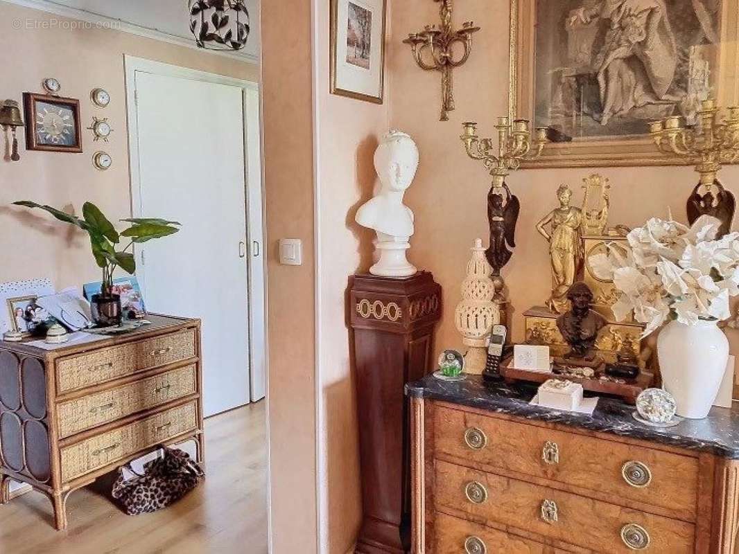 Photo 7 - Appartement à VERSAILLES