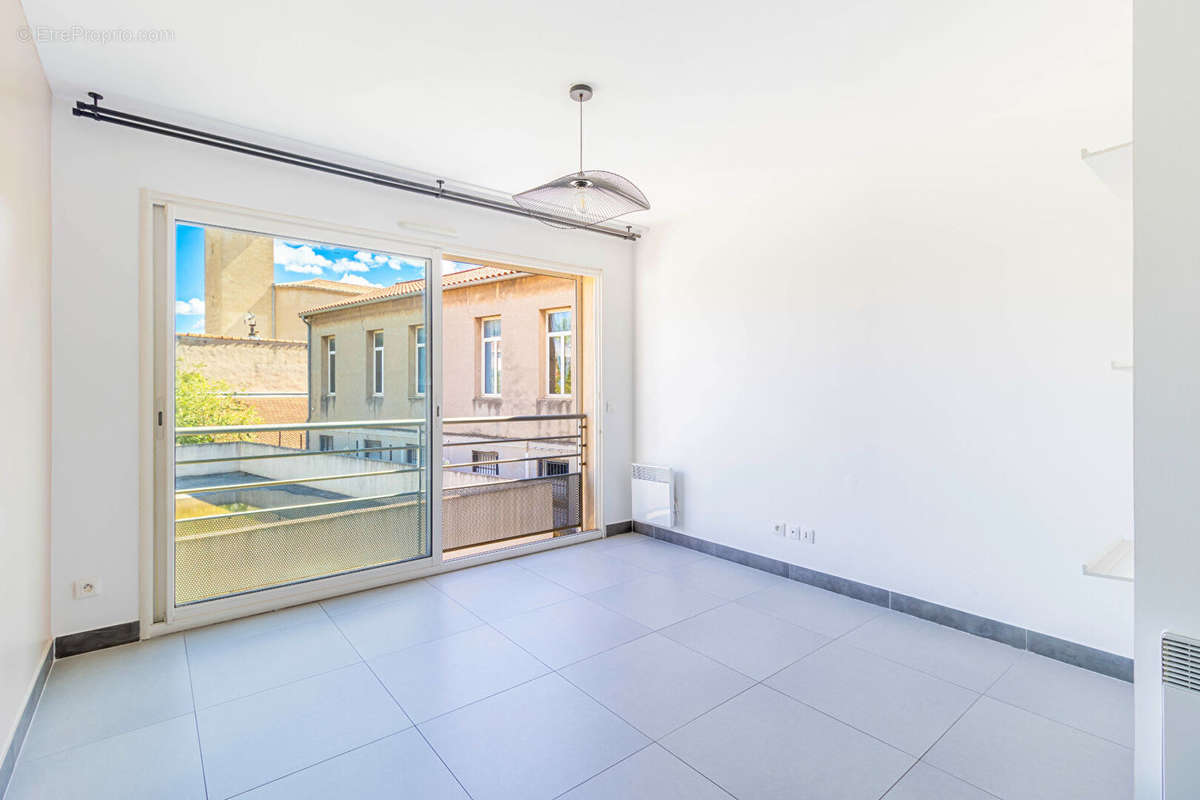 Appartement à MARSEILLE-16E