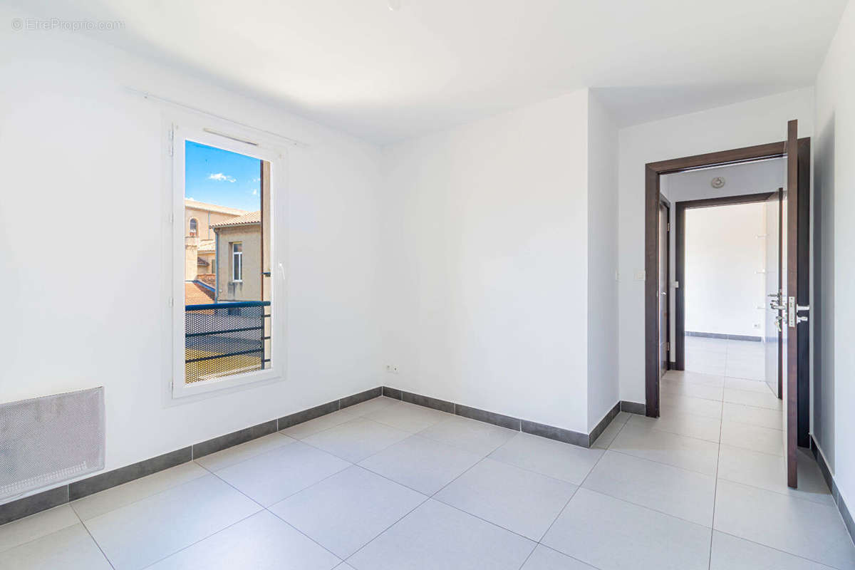 Appartement à MARSEILLE-16E