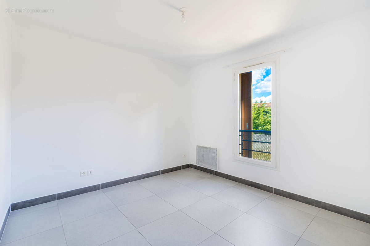 Appartement à MARSEILLE-16E