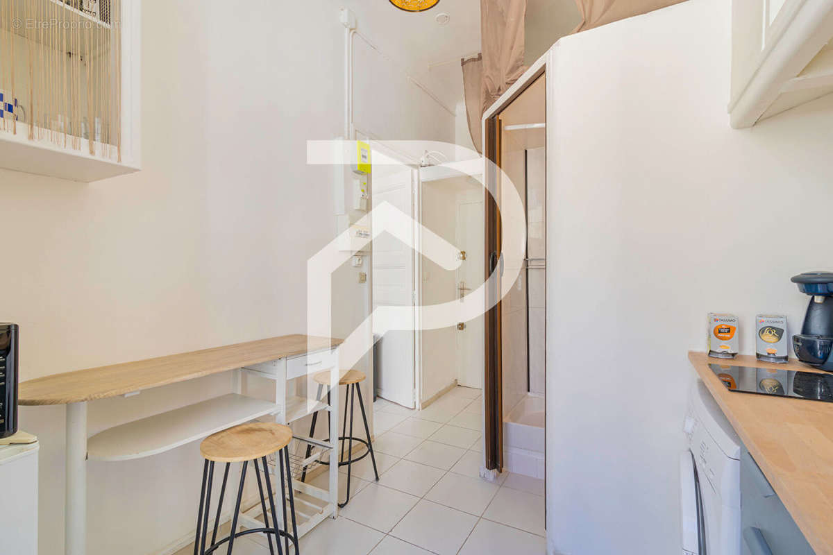 Appartement à MARSEILLE-5E