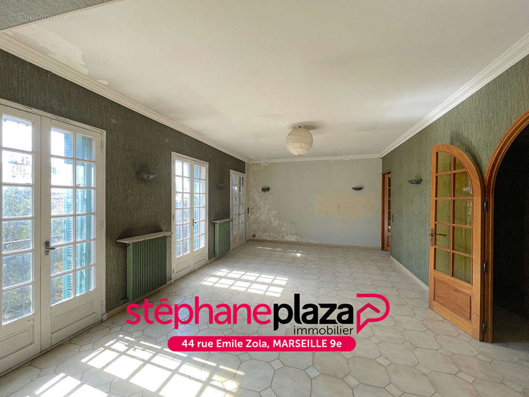 Appartement à AUBAGNE