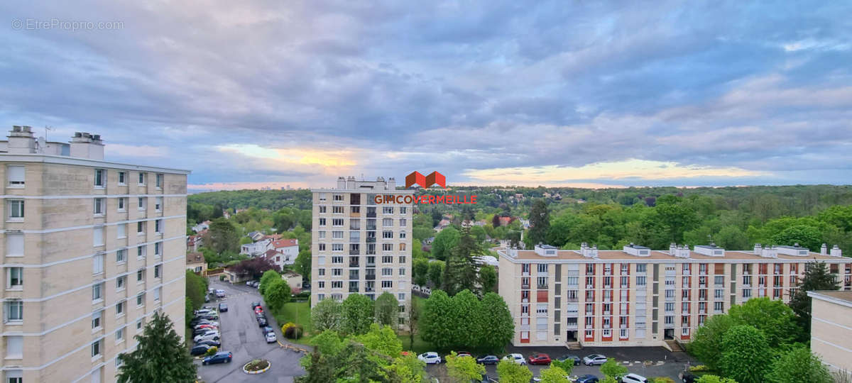 Appartement à BOUGIVAL