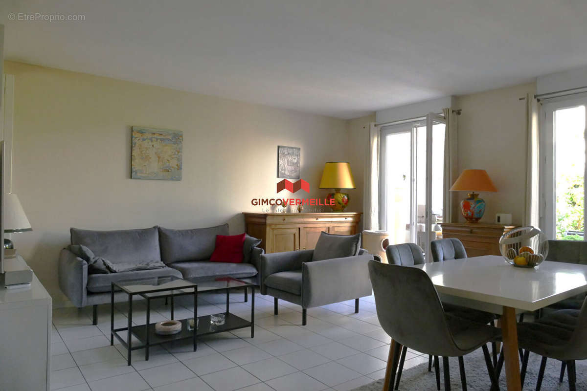 Appartement à CROISSY-SUR-SEINE