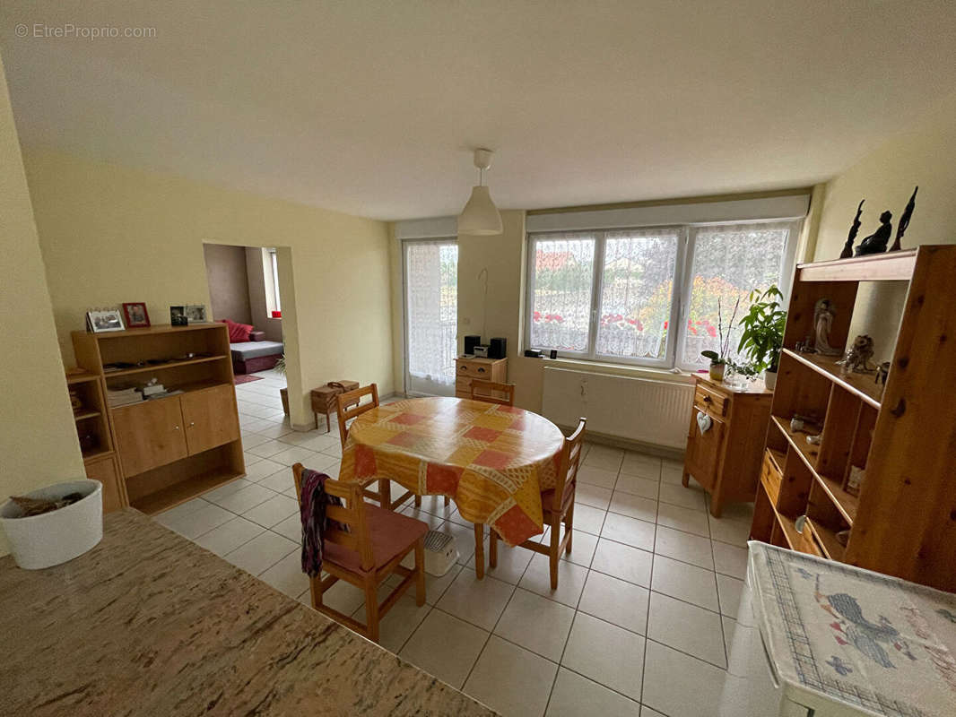 Appartement à BECHY