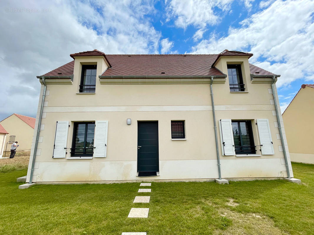 Maison à CHAUMONT-EN-VEXIN