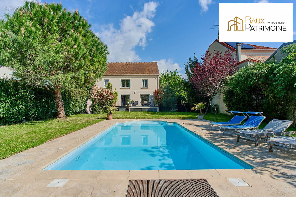 Maison à LE PERREUX-SUR-MARNE