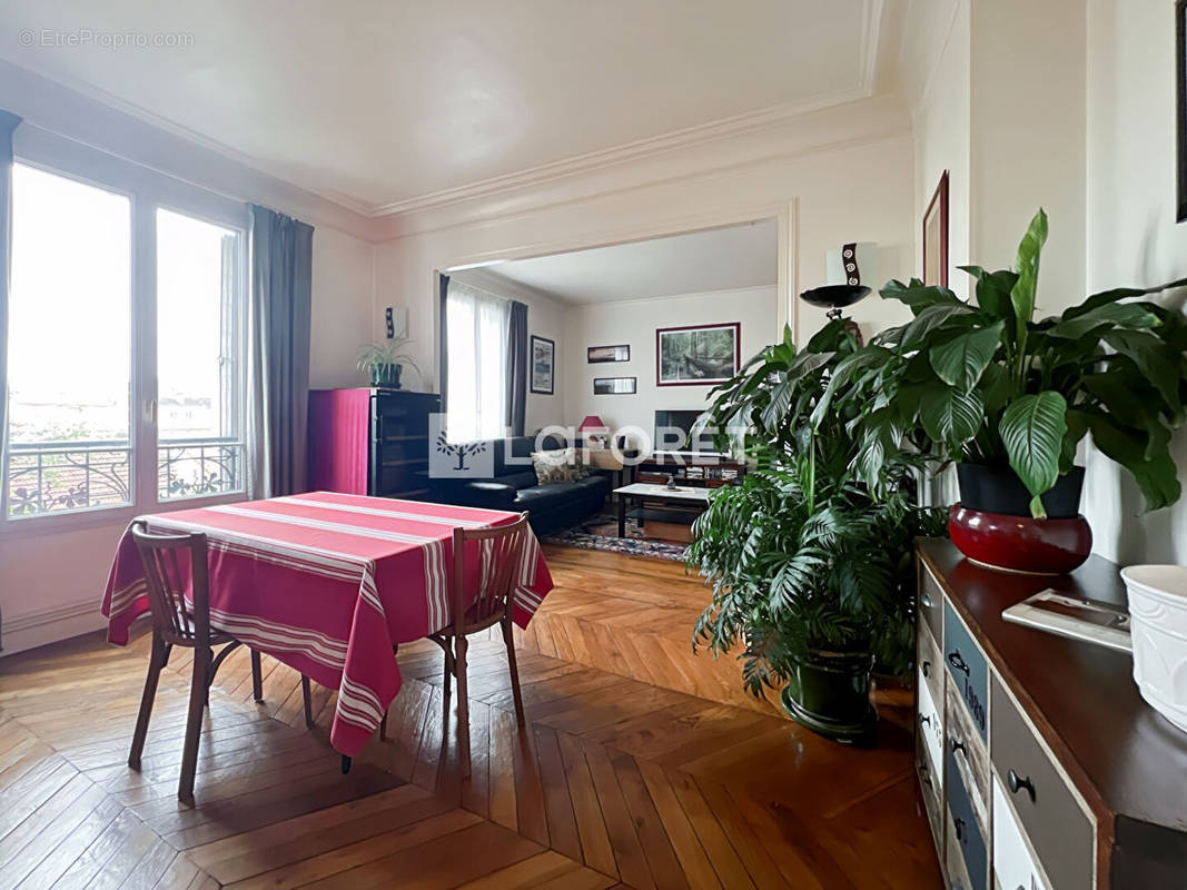 Appartement à MAISONS-ALFORT