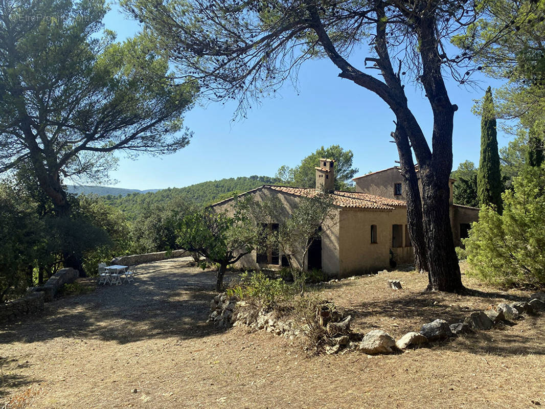 Maison à LA ROQUEBRUSSANNE