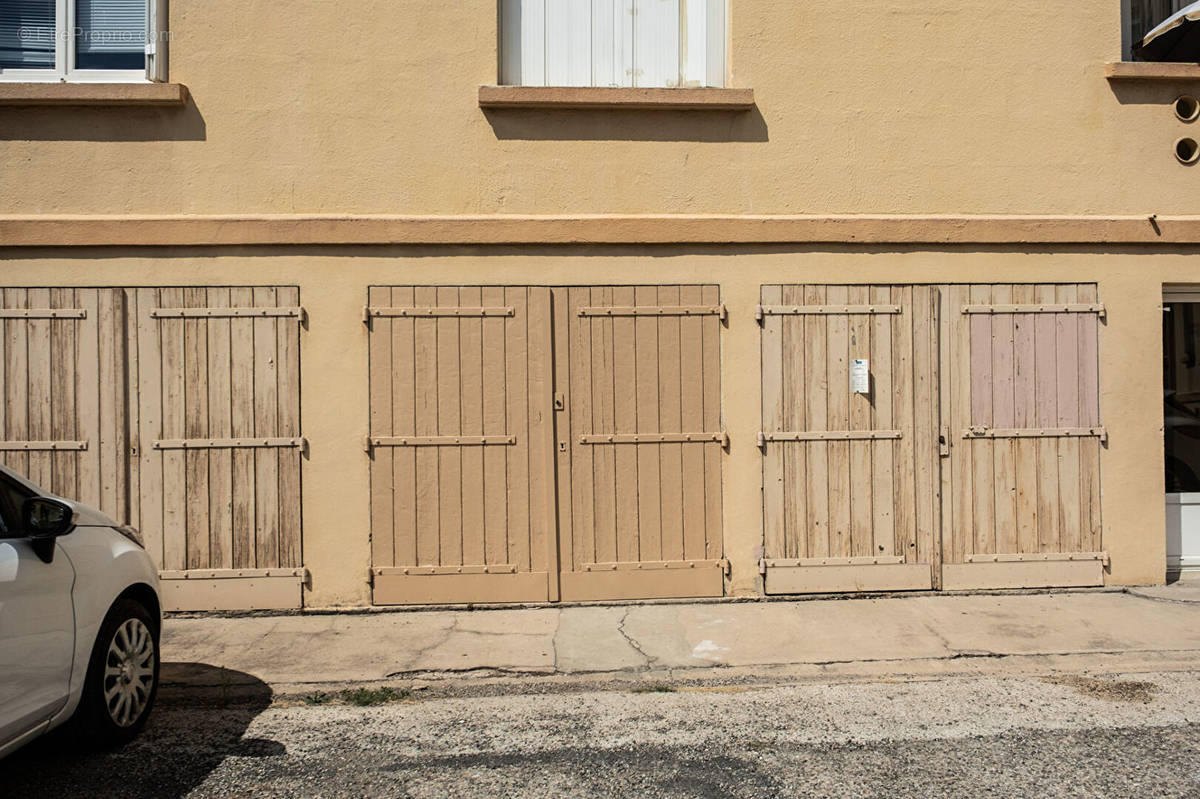 Parking à BRIGNOLES