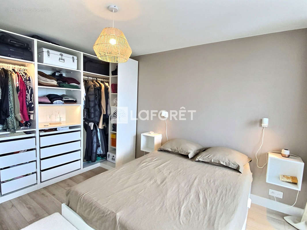 Appartement à NANTERRE