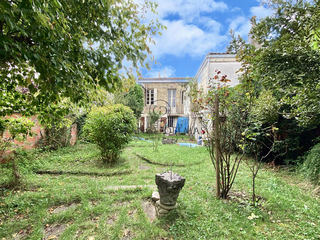 Maison à BORDEAUX